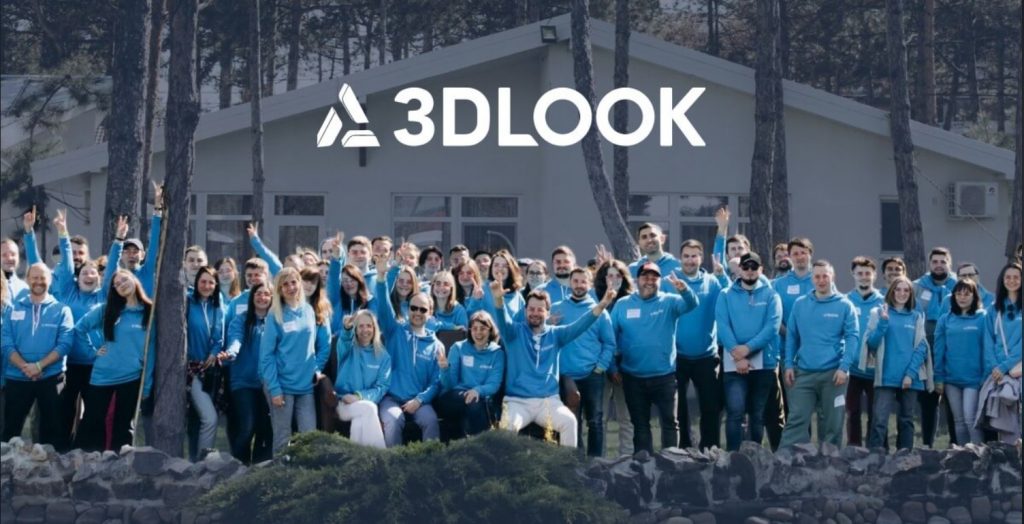 Для допомоги ЗСУ з боку 3DLOOK виділили $10 тис. на закупівлю бронежилетів, медикаментів і взуття. Також компанія збирала одяг і посуд для переселенців, купувала ноутбуки для потреб ЗСУ. 