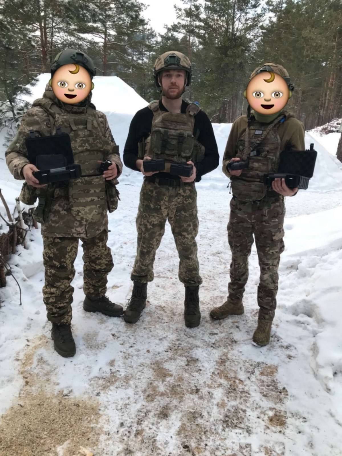 CEO SourceTER Артем Загорулько відкривав збір на прилади нічного бачення PVS mini Jerry-14 за $2615 та тепловізор PFN 384 за $2850. Загальною сумою, яку треба було зібрати, було 210 000 гривень, але 40 000 внесли передплату, тому сума збору виявилася 170 000 грн. Ці гроші були зібрані.
