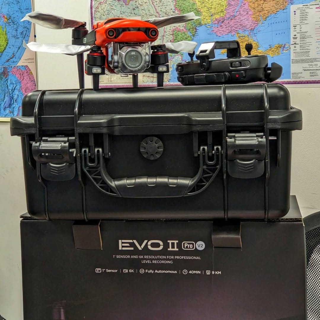 DeepInspire передав дрон Autel EVO II Pro для прикордонників 7-го Карпатського загону.