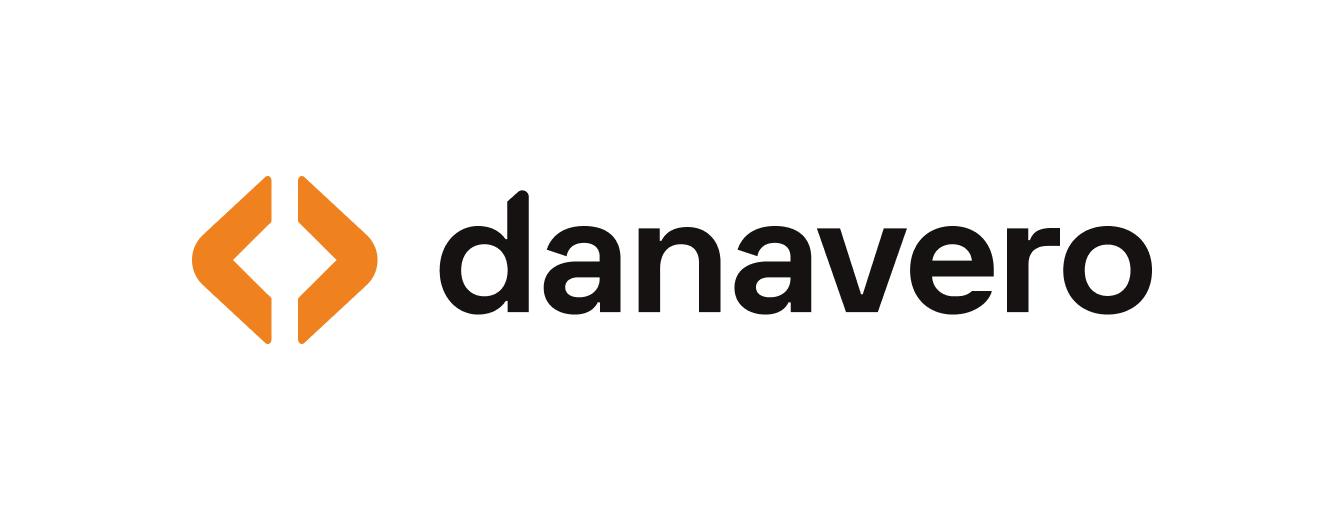 На одній із загальних зустрічей команди Danavero команда провела волонтерський збір і зібрала понад 100 тисяч гривень для підтримки кількох бригад. Формат виявився особливим — справжні аукціони, де кожна бригада представила власні лоти. Всі вони знайшли своїх власників, а виручені кошти вже працюють на користь наших захисників.