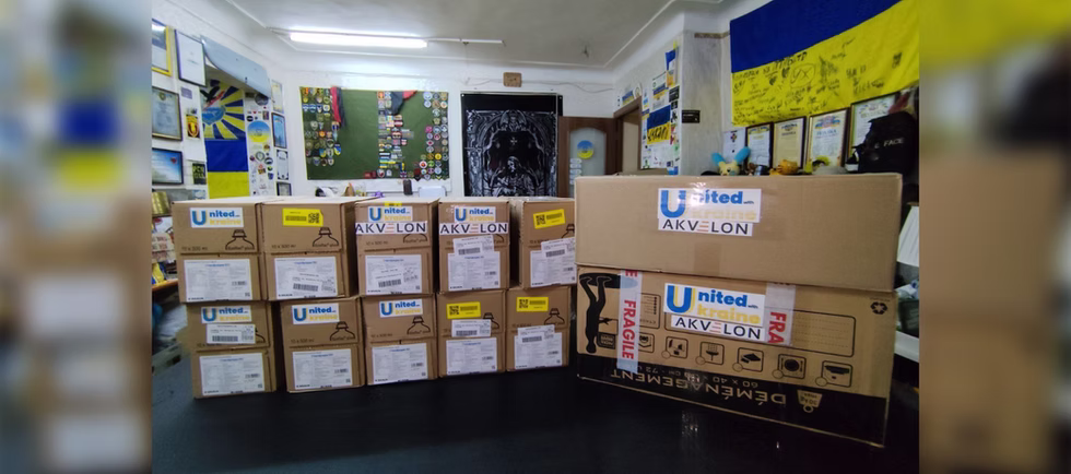 У грудніі Akvelon Ukraine вніс $3,114.11 на підтримку українських захисників.


Придбали для 82-ї Окремої десантно-штурмової бригади: 

Протизапальні таблетки Кенанов 10 мг., 50 шт., $176,5

Пристрій для переливання крові, 200 шт., $79.18

Гавискон форте, 15 шт., $131,28

Протизапальний засіб Кетолорак - 50 шт., $209.56

Ко-Амлеса - 10 шт., $74,86

L-лізину есценат - 10 шт., $251,43

Стереоундин ISO - 10 шт., $127,48

​
Також закупили для 25-тої окремої штурмової бригади:

Термометр IGAR  - 48 шт., $97,76

Глюкозу  - 50 шт., $29,63

Магній сульфат - 50 шт., $48,06

Спазмалгон - 10 шт., $79,51

Цитрамон - 100 шт., $48,35

Азитромицин - 100 шт., $219,51

Амиксин АйСі - 20 шт., $268,05

Амоксил К - 50 шт., $363,45

Дротаверин - 30 шт., $24,76

Темпалгін - 30 шт., $105,48.

​
Допомогли Силам спеціальних операцій ЗСУ, придбавши окуляри віртуальної реальності та кріплення до окулярів за $781,2.