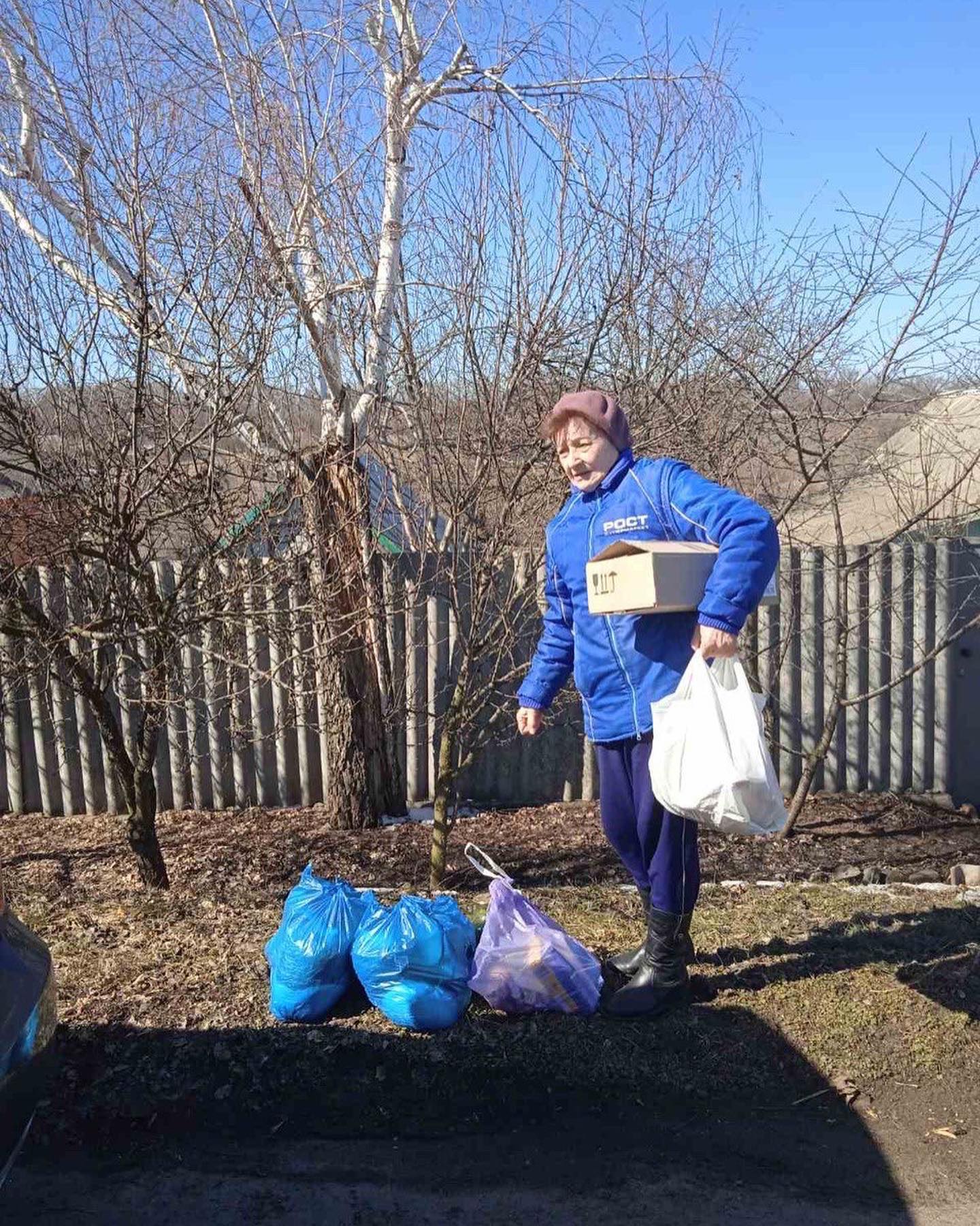 Компанія направила 14 фур з гуманітарною допомогою. Три з них відправилися по таких напрямках:

- До Чернігова, в результаті чого 245 людей отримали їжу.
- У Харківськівську області, де було дуже скрутне положення і де перебувало багато людей похилого віку.
- У Київ, де допомогу отримали лікарні, притулки, інтернати, школи, ЗСУ, ТРО.
В цілому компанія отримала 100 палет продуктів, лікарські засоби, засоби для догляду за тілом та волоссям, гігієнічні засоби, дитячі пелюшки і підгузки, одяг, постільні речі, паперові туалетні серветки, рушники, мішки та пакувальні пакеті, однорозавий посуд та прибори, мінеральну воду, соки.