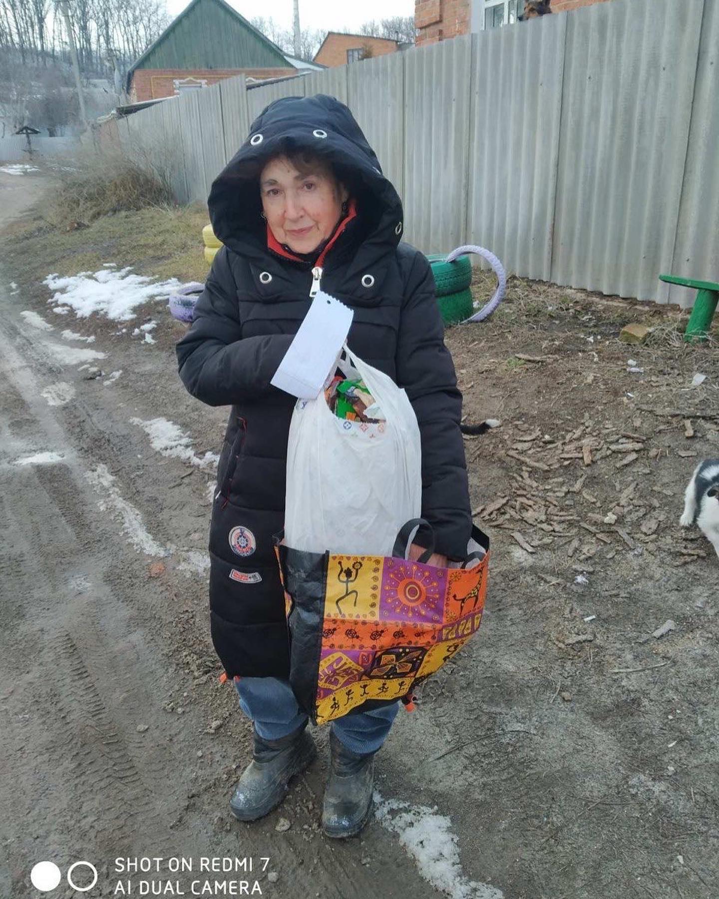 Компанія направила 14 фур з гуманітарною допомогою. Три з них відправилися по таких напрямках:

- До Чернігова, в результаті чого 245 людей отримали їжу.
- У Харківськівську області, де було дуже скрутне положення і де перебувало багато людей похилого віку.
- У Київ, де допомогу отримали лікарні, притулки, інтернати, школи, ЗСУ, ТРО.
В цілому компанія отримала 100 палет продуктів, лікарські засоби, засоби для догляду за тілом та волоссям, гігієнічні засоби, дитячі пелюшки і підгузки, одяг, постільні речі, паперові туалетні серветки, рушники, мішки та пакувальні пакеті, однорозавий посуд та прибори, мінеральну воду, соки.