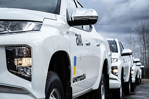 Компанія AWT Bavaria, офіційний імпортер BMW Group в Україні, передала партію з 15 пікапів Київській військовій адміністрації (КОВА) для захисту громадян та критичної інфраструктури разом з платформою збору коштів UNITED24.