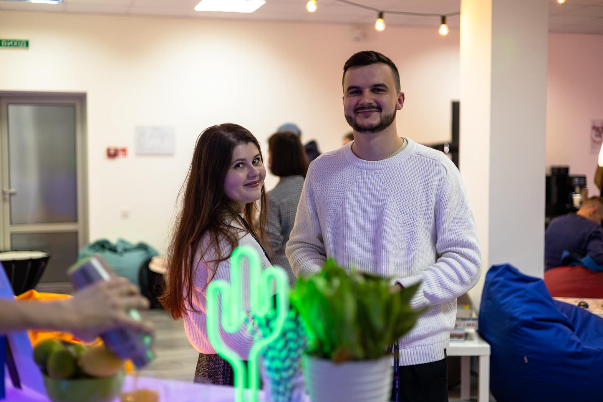 Під час Avenga Charity Day компанія спільними зусиллями зібрала 375 000 гривень для колег-захисників.
