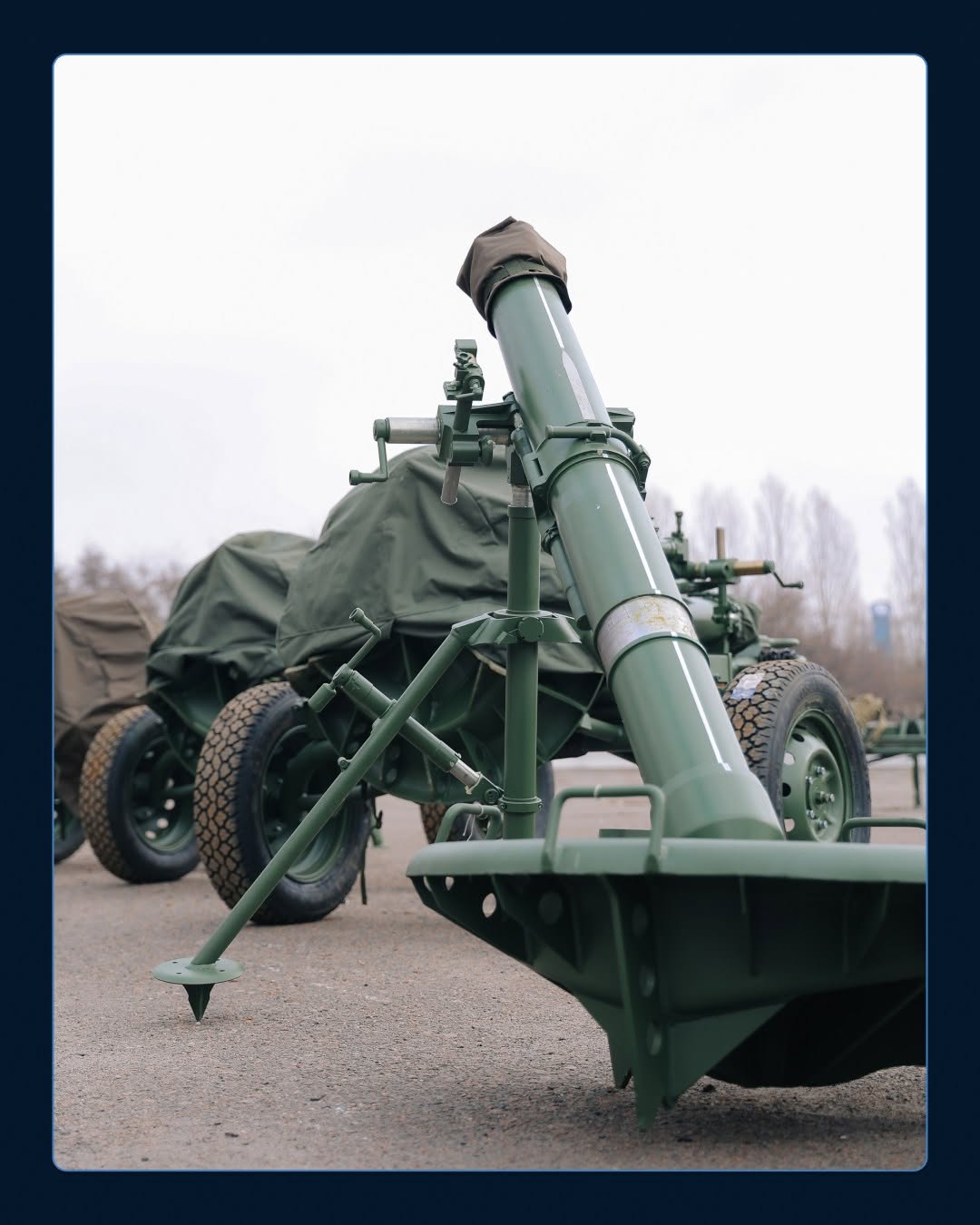 SPD Technology долучилася до збору благодійного фонду "Повернись живим" на підтримку 118 окремої бригади Сил територіальної оборони ЗСУ.

І компанія не просто досягла мети, а перевершила її – відкрила додатковий збір «Мільйон на міномет» та за місяць зібрала понад 1 мільйон гривень, і ця сума стала частиною 7+ мільйонів гривень, зібраних у рамках збору від фонду Повернись живим.

Ці кошти спрямували на закупівлю 7 мінометів 120 мм і 8 дронів Mavic.