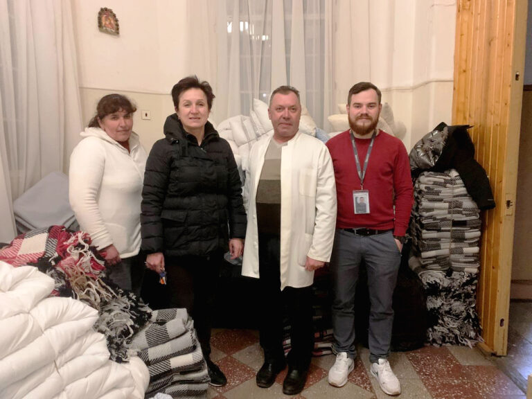 Станом на 05.04.2022 Lionwood.software:

- Долучились до благодійної ініціативи ІТ-кластеру, мета якої є забезпечення захисту цивільного населення та належного функціонування об’єктів критичної інфраструктури, протидії російській агресії.
- Надали допомогу у вигляді офісного обладнання (Macbook, принтери і тд) компаніям, задля поширення актуальної інформації;
- Транспортували подушки та ковдри у приміщення психологічної лікарні, на території якої організований прихисток для осіб, які були вимушені залишити свої домівки.
- Приєднались до міжнародної інформаційної кампанії DO NOT sponsor murder по бойкотуванню російських та білоруських товарів та компаній за кордоном.
