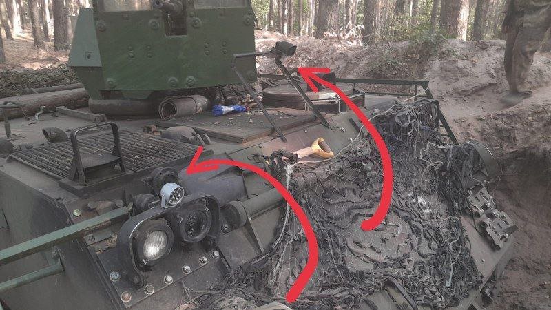 У третьому зборі проєкту "(Не) З Неба" компанія збирала кошти на FPV-дрони та камери нічного бачення для авто. Загалом було зібрано 1 054 460 грн. На них закупили:

● Камери для авто з інфрачервоними прожекторами – 70 шт.
● FPV-дрони (камікадзе) 7' від Хортицької Варти – 25 шт.
● Акумулятори для FPV-дронів – 20 шт.
● FPV-бомбери 8' – 3 шт.
● FPV-окуляри Skyzone SKY04X V2 – 1 шт.
● Апгрейд FPV-дронів (камікадзе) системами ініціації і ремонт – 16 шт.
● Апгрейд батарей до FPV до більшої ємності – 19 шт.