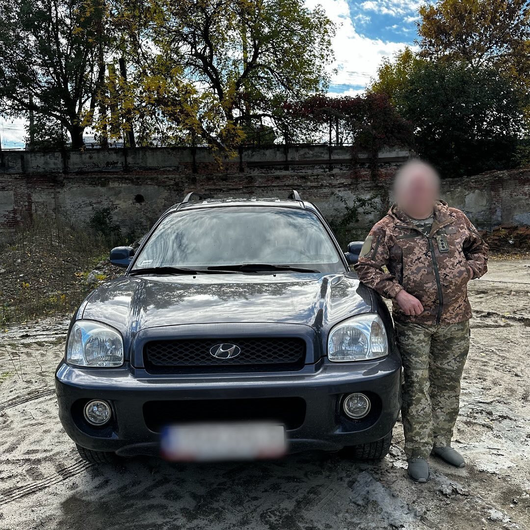 Incora відправила 7-му з 10-ти автівок на фронт - для 5 прикордонного загону Державної прикордонної служби України: повнопривідний джип для пілотів безпілотної авіації.