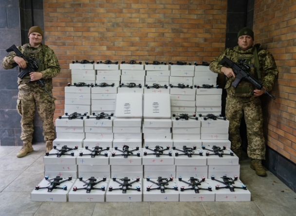 Збройні сили України отримали 3 000 FPV-дронів від операції «Єдність» - спільного збору UNITED24, Повернись живим та monobank, в якому брала участь і FAVBET.