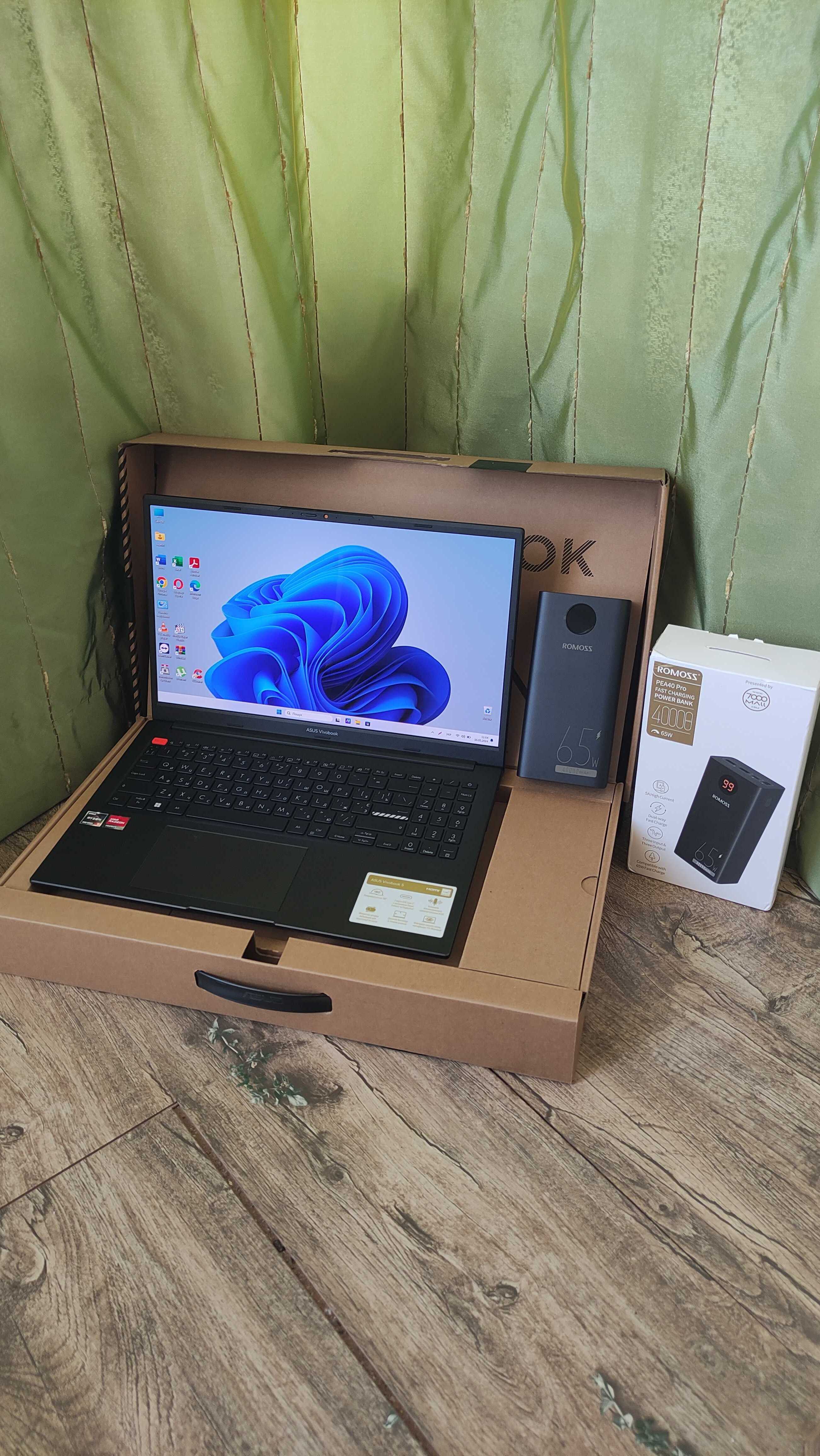 Колега Incode Group відкрив збір на ноутбук та повербанк для свого друга, який захищає країну у лавах ЗСУ. Компанія перерахувала 28 999 грн.