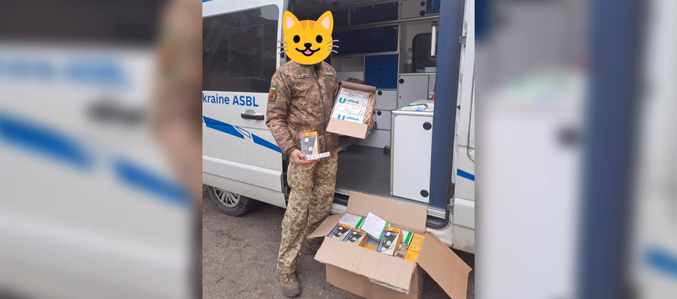В листопаді 2024 року Akvelon Ukraine допоміг захисникам Укріїни отримати медичну допомогу загалом на суму $ 7,054.46.

 
Підтримали ініціативу своїх друзів з Smart Medical Aid та взяли участь у комплектації обладнанням 66-го мобільного госпіталя придбали для них портативний ультразвуковий датчик - SONOQUE - $ 4,002.91

Для 5ї Окремої штурмової бригади придбали наступне:

Крани для інфузійної терапії у кількості 1000 шт -  $ 157.35

Вимірювачі артеріального тиску IGAR 10 шт - $ 81,09

Препарат Тионекс для ад’ювантної терапія болісних м’язових контрактур 60 шт - $ 941.97

 

Закупили для 82 бригади медикаменти:

Моксифлоксацин для лікування бактеріальних інфекцій 100 шт  - $ 443.77

Біфрен задля зменшення тривоги, страху і покращення сну у поранених бійців 55 шт  - $355.48

Цефтріаксон для лікування інфекцій 500 шт - $268.08

 

Також придбали для А2582:

Голки спінальні Stimuplex для одномоментної блокади периферичних нервів 50 шт - $ 504.72

Грипго для лікування симптомів грипу та інших гострих респіраторних вірусних захворювань 10 уп - $236.35

Розчин для інфузій Стерофундин ISO 5 уп - $62.74