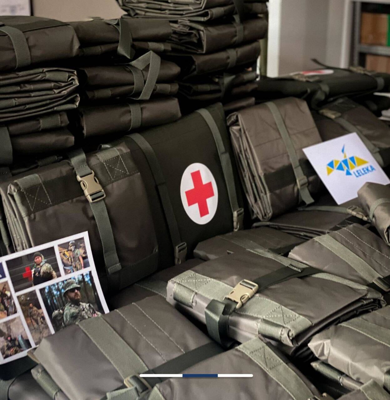 ORIL закупив 18 м'яких нош для евакуації поранених в зоні бойових дій спільно з Leleka Foundation / БФ Лелека-Україна.
