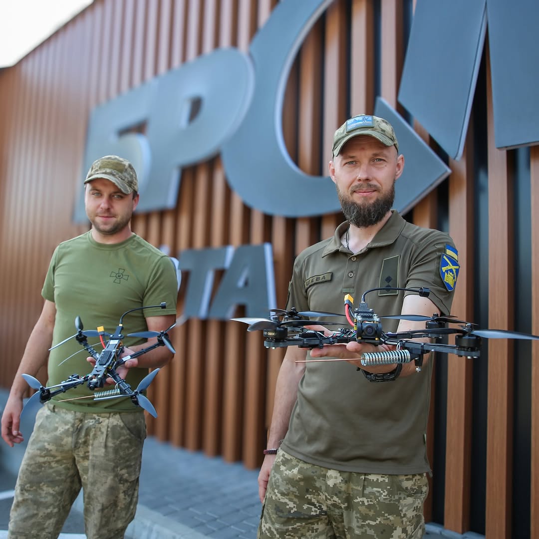 На момент жовтня 2024 року 530 дронів від БФ «Благо БРСМ» та мережі АЗК «БРСМ-Нафта» злетіли в небо України, щоб захищати наші кордони.