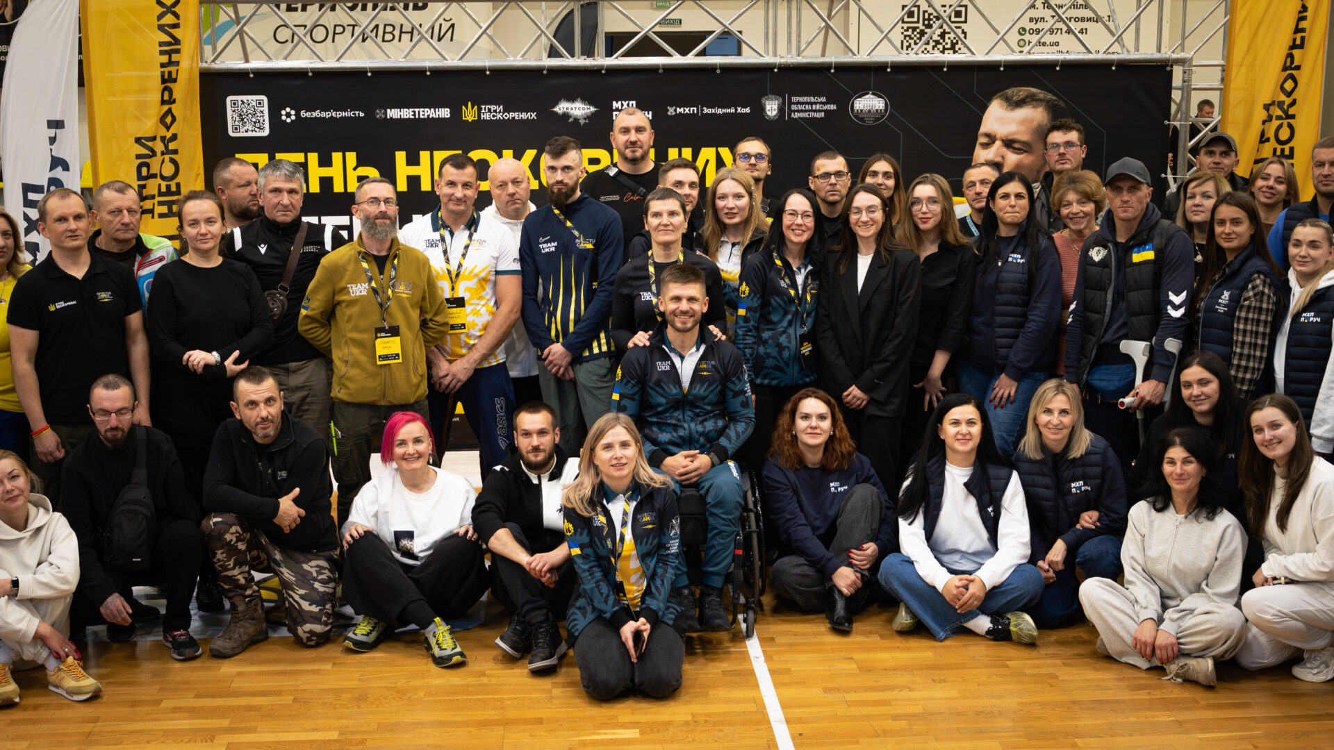 У 2025 році Intellias передала адаптивні велосипеди для тренувань учасників спільноти Invictus Games в Україні. Компанія виділила 1 млн грн на закупівлю адаптивного спортивного обладнання в межах партнерства з Invictus Games.
