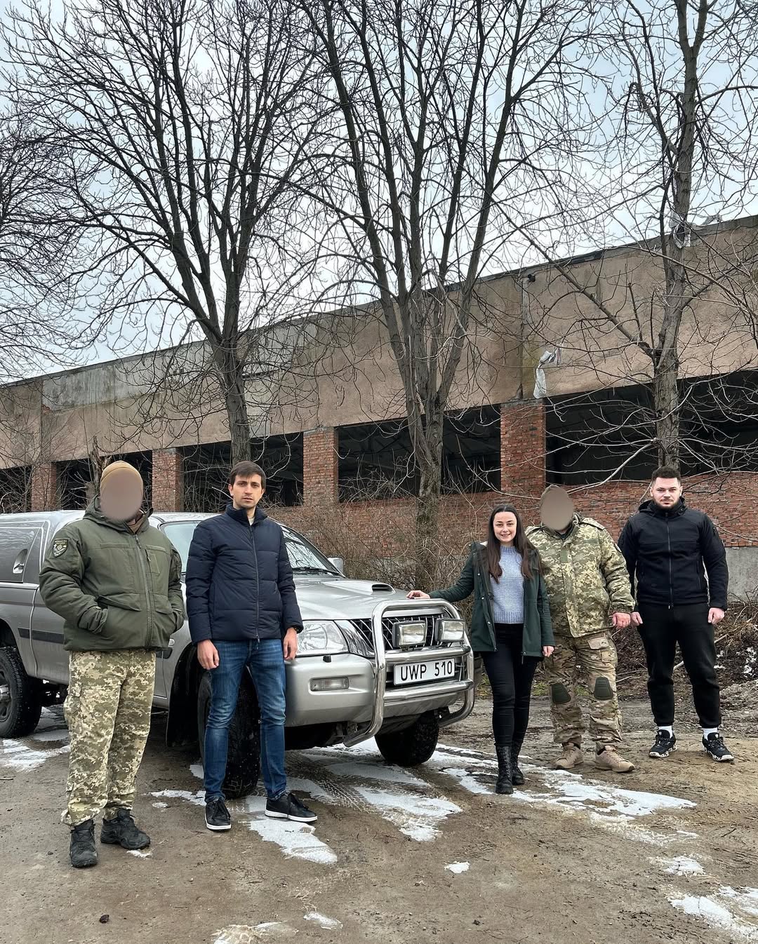 Incora придбала та передала першу з десяти автівок у 2024 році. Пікап Mitsubishi разом із комплектом з 5 коліс поїхав для виконання бойових завдань для 124-тої окремої бригади Територіальної Оборони на Херсонський напрямок.