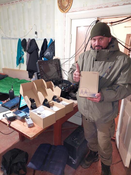 З початком повномасштабного вторгнення БФ "Допомогатор", постійним донатором якого є компанія TRIONIKA, закуповує необхідне обладнання, предмети побуту, продукти, а також інші необхідні речі для потреб ЗСУ та лікарень.

Станом на серпень 2025 року було закуплено допомоги на суму більше 31 млн гривень.