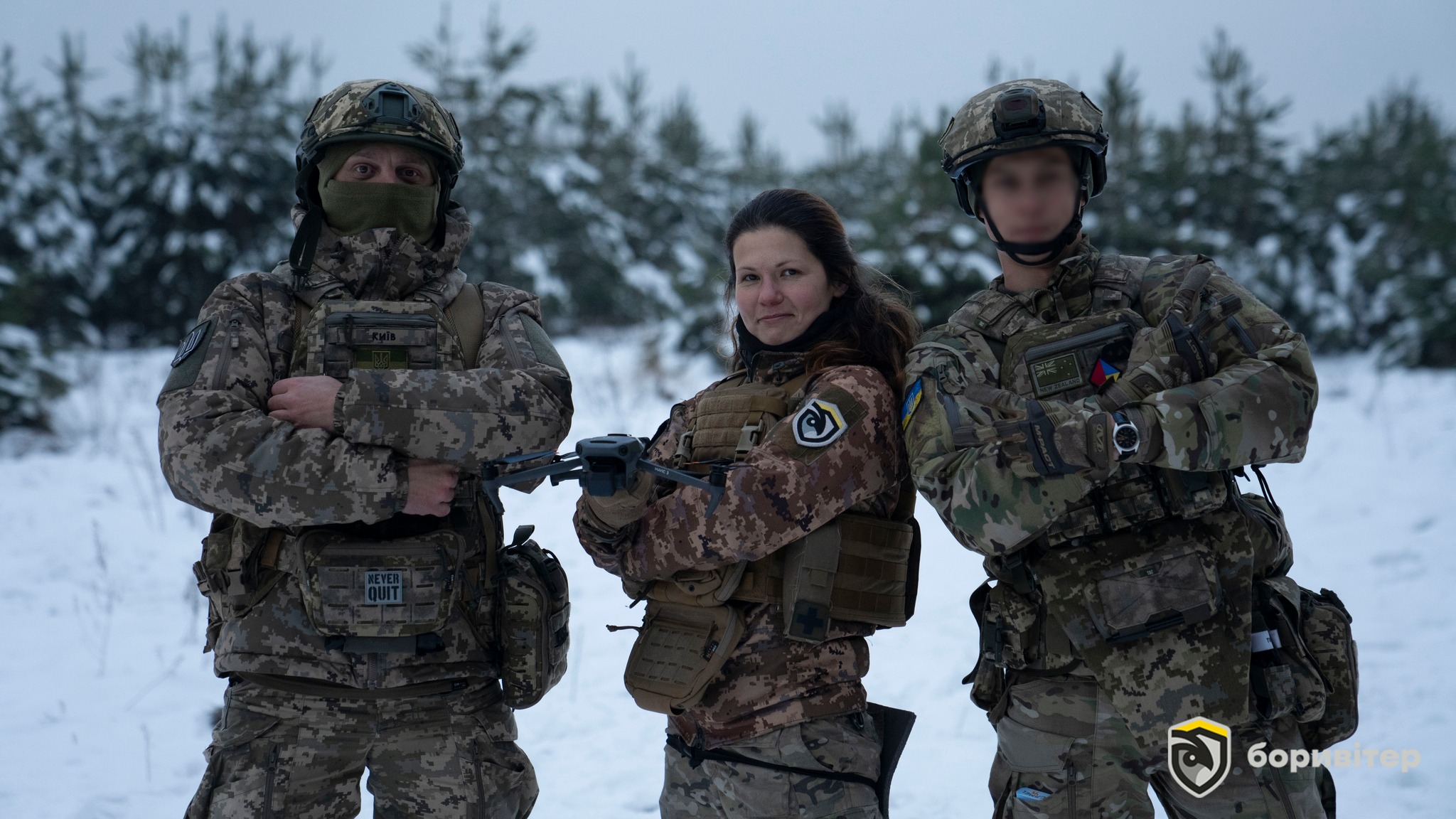 BotsCrew зробила пожертви у військову школу "Боривітер".