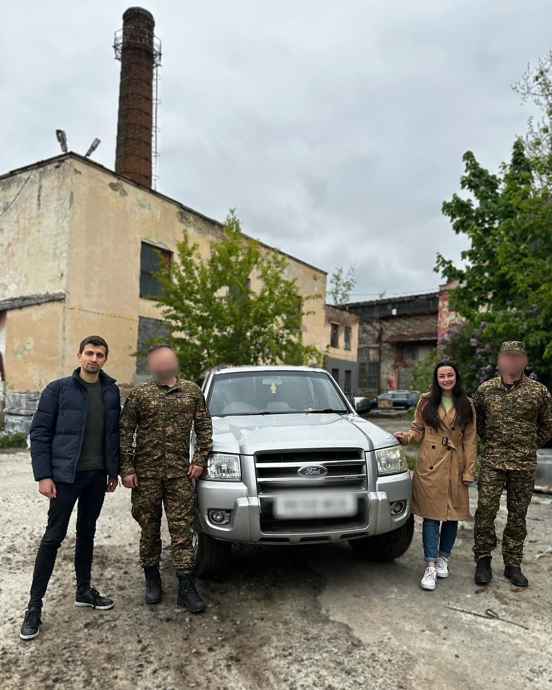 Incora передала 2-гу з 10 автівок у 2024 році на фронт. Ford Ranger Thunder поїхав на Донецький напрямок для 2-ї Окремої Галицької Бригади Національної Гвардії України.