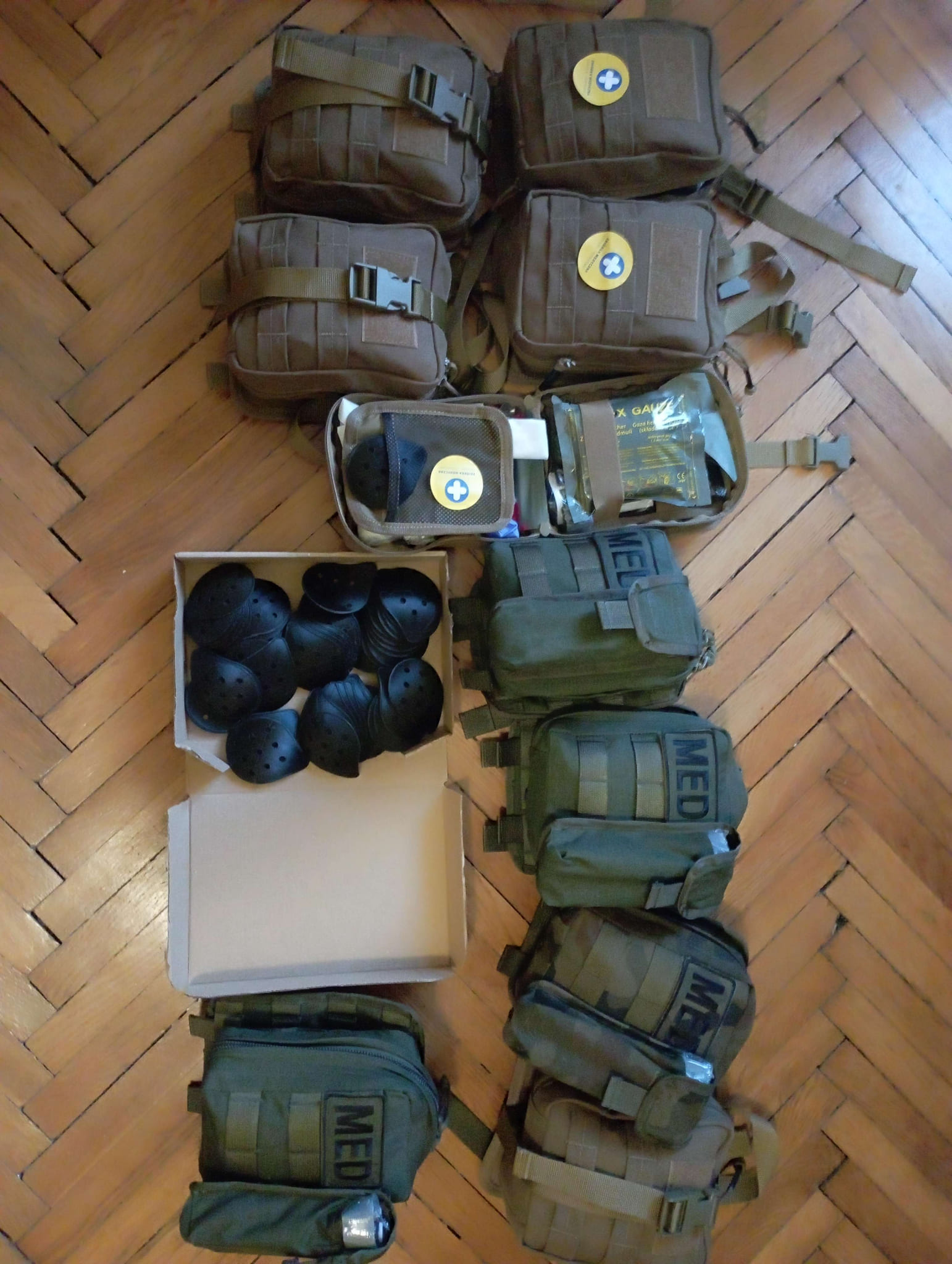 Компанія регулярно проводить збори різних масштабів в межах своєї команди, так і поза нею. Зокрема, ними було придбано на потреби ЗСУ:

- DJI Mavic 3T для ССО.
- Зимовий одяг E.C.W.C.S для хлопців з ГУР.
- 15+ DJI Mavic 3 для різних бригад.
- 10+ автомобілів, які були куплені та доставлені.
- Багато подовжувачів для антен.
- Медицина за сприянням польського проєкту «Ukraina Pomagamy».
- Автомобіль для військ територіальної оборони Києва
- 3D-принтери для аеророзвідки.
- Прибори нічного бачення PVS14.