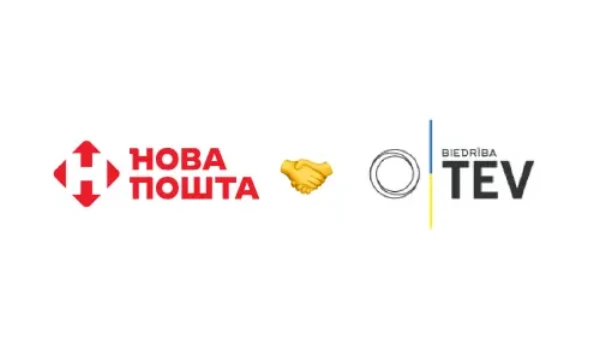 Нова пошта активно виходить на міжнародний ринок, а разом з цим, зростає кількість гуманітарної допомоги, яку вона може доставити з усього світу. В партнерстві з латвійським фондом Biedrība "TEV" забезпечили доставку засобів гігієни всім, хто цього потребує в різних областях України. У першу чергу – військовим.
