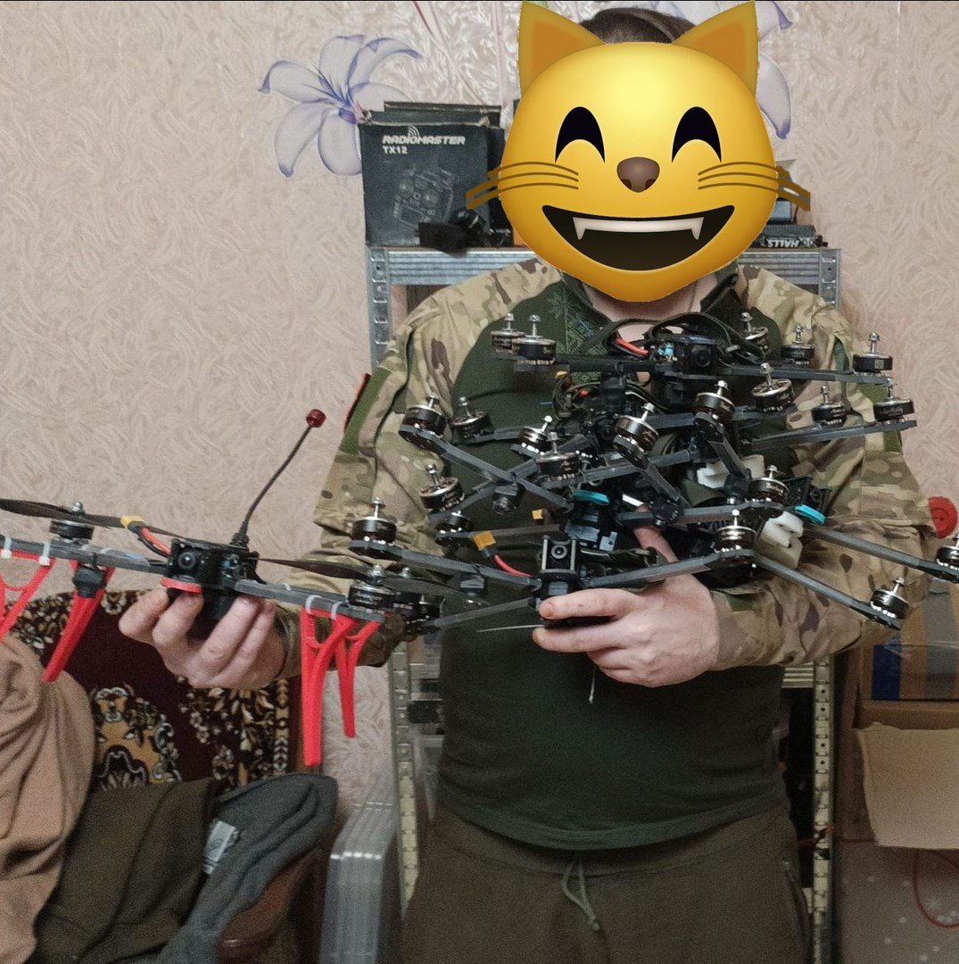 У шостому зборі проєкту «(Не) З неба» компанія придбала на потреби ЗСУ:

● 10 шт. FPV-бомберів “Тарас Бомбер”;
● 50 шт. нічних камер на авто;
● 25 шт. нічних камер на позиції;
● 200 шт. антен для дронів з кріпленнями; 
● 375 шт. плат ініціації для FPV. 

Загалом витрачено було 792 582 грн.