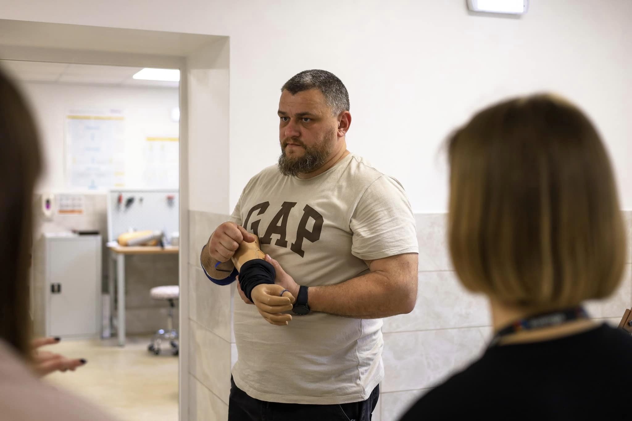 Avenga передала 1 мільйон гривень для національного реабілітаційного центру Unbroken Kids, що займається лікуванням, протезуванням та реабілітацією дітей, які постраждали від війни.
