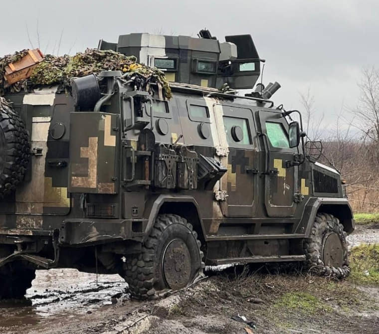 Agiliway задонатила на шини для броньованих автомобілів. 