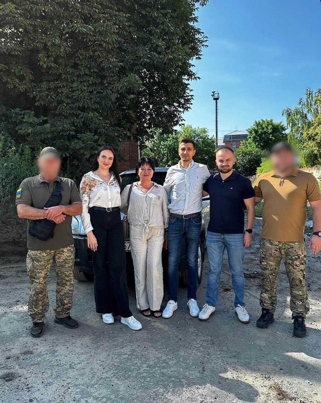 Incora передала третю з десяти автівок за 2024 рік - цього разу для 124-ї окремої бригади територіальної оборони на Херсонський напрямок.

