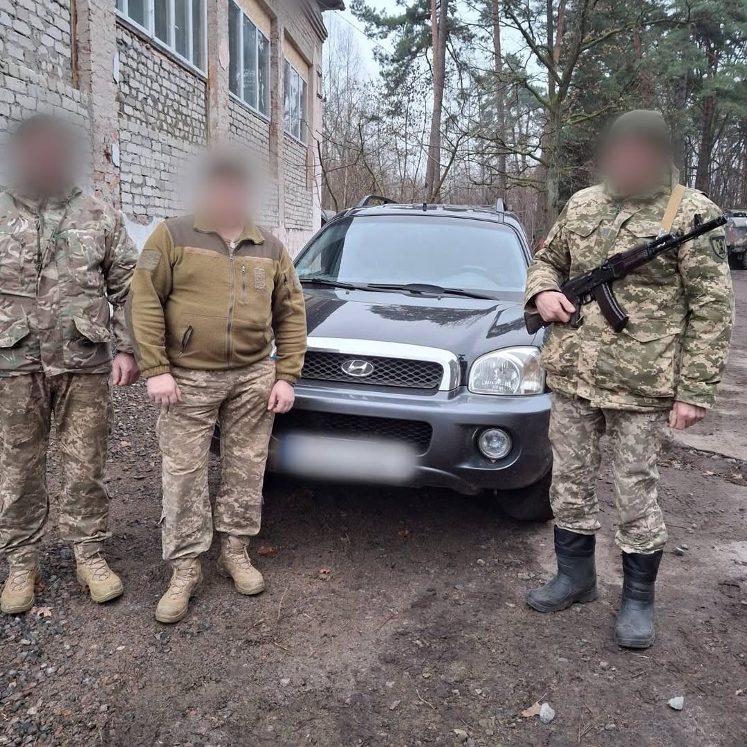 Incora for Ukraine передали 9-ту з 10-ти автівок, цього разу повнопривідний джип Hyundai SANTA FE, військовій частині А4675 104 ТРО сил територіальної оборони на Запорізький напрямок.