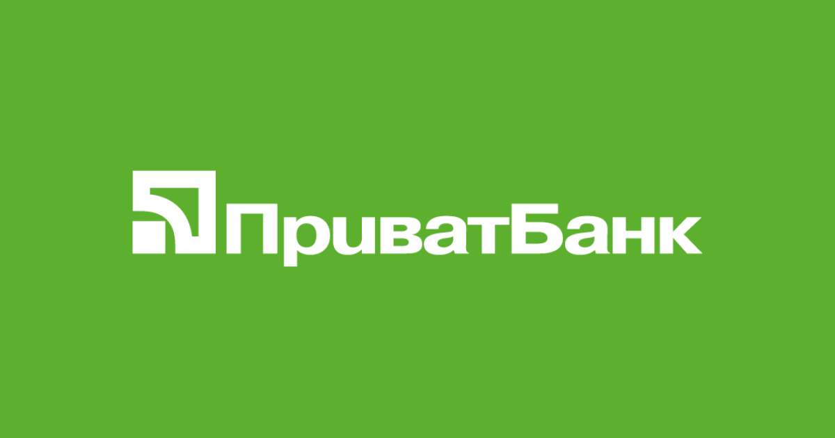 ПриватБанк з першого дня широкомасштабного вторгнення є і залишається активним учасником соціальних ініціатив. У 2024-2025 роках компанія сфокусували свою діяльність на оперативному реагуванні на нагальні потреби українського суспільства через власні благодійні програми та партнерські ініціативи.

Благодійна діяльність Банку має три вектори:

1. Фінансова допомога — спрямовується на найактуальніші потреби, насамперед на підтримку ЗСУ, реалізацію спільних з партнерськими благодійними фондами ініціатив та гуманітарні проєкти. 

У 2024 році ПриватБанк спрямував 247,2 млн грн власних коштів на благодійність, підтримавши Збройні Сили України, гуманітарні ініціативи, соціальні проєкти.

За перше півріччя 2025 ПриватБанк активно підтримував благодійні ініціативи та виділив 97,3 млн грн. власних коштів на благодійні та соціальні проєкти. Компанія стала партнером відкриття центру Superhumans в Дніпрі, запровадили жестову мову у всіх відділеннях і адаптували сайт і застосунок до міжнародних норм доступності діджиталізованих каналів.

2. Благодійний фонд «Допомагати просто!» — реалізує власні благодійні ініціативи та програми підтримки співробітників:

- 46,1 млн грн - загальна сума донатів склала, з яких 22,6 млн грн кошти - від громадян України, 23,5 млн грн - внесок ПриватБанку;

- 44,3 млн грн - загальна сума наданої благодійної допомоги в 13 областях для понад 30 опорних медичних закладів та 5 дитячих лікарень;

- 100+ одиниць медичного обладнання;

- 210 000+ благодійників долучились: 96 років найстаршому, 8 - наймолодшому.

3. Комунікаційна та сервісна підтримка — надання платформи для зборів через Приват24, АТМ, ТСО, каси банку та сайт dobro.privatbank.ua, а також розвиток культури благодійності через комунікаційні кампанії.