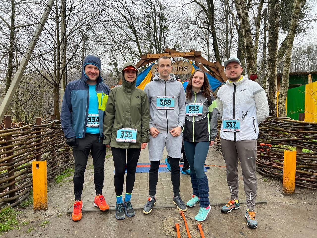 Співробітники Abto Software долучилися до благодійного забігу Spring Trail, вилучені кошти з якого - 69 381 грн., 47 коп. - передали на потреби ЗСУ у фонд "Повернись живим".  П’ятеро колег компанії пробігли 3-км дистанцію. Загалом до забігу долучилось 353 дорослих та 50 дітей.