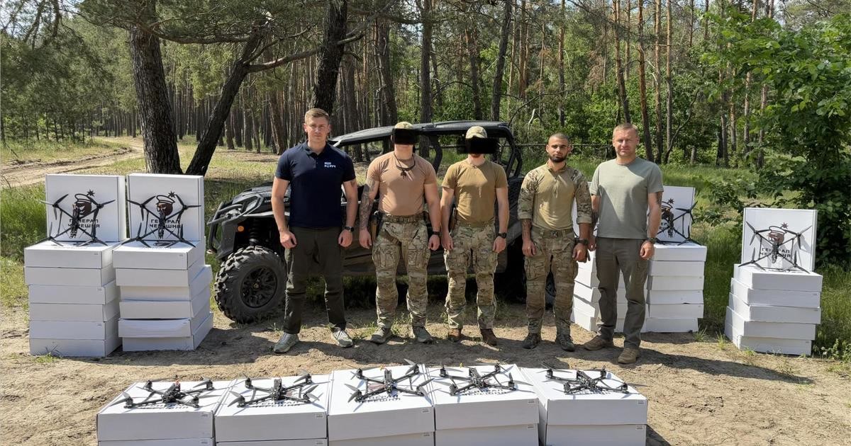 У травні 2026-го команда фонду «МХП-Громаді» на Харківщині передала військовим Третього армійського корпусу — зокрема 60-й окремій механізованій Інгулецькій бригаді — баггі BRP і 44 FPV-дрони «Генерал Черешня». Про передачу повідомив директор фонду Володимир Забела.