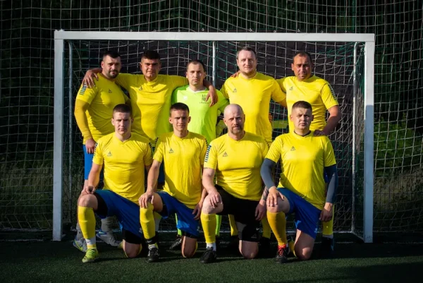 Відбулася перша гра турніру від Street Football Challenge Kyiv за підтримки Нової пошти. Nova poshta humanitarian виступає офіційним партнером турніру, а також спонсором збірної команди ЗСУ (Стрілецький батальйон військового інституту телекомунікацій та інформатизації імені героїв Крут) "КОЗАКИ UNITED" .

