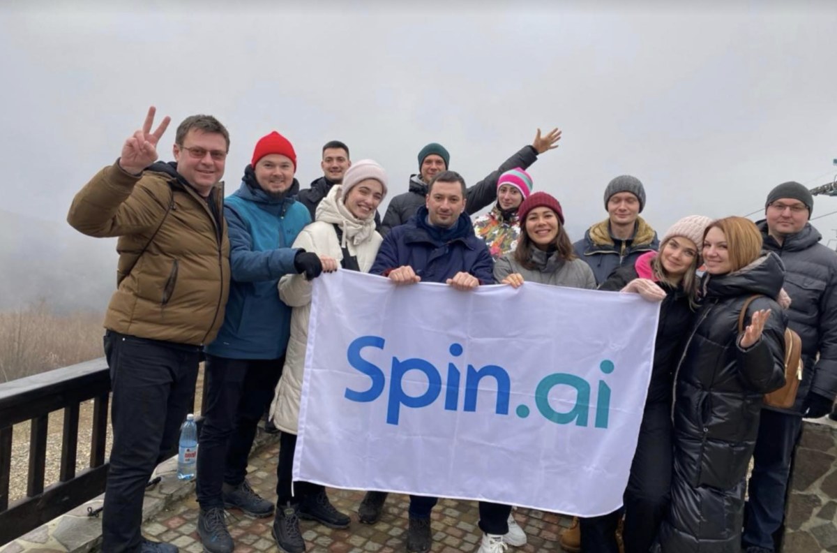 Spin Technology підтримує ЗСУ. Зазвичай робить це точково через співробітників, які розповідають, які потреби варто закрити. На момент серпня 2022 року сумарна кількість донатів становила $50 000. 